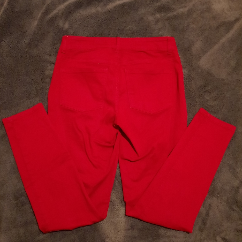 Maurices women's stretchy skinny pants. Size S-R